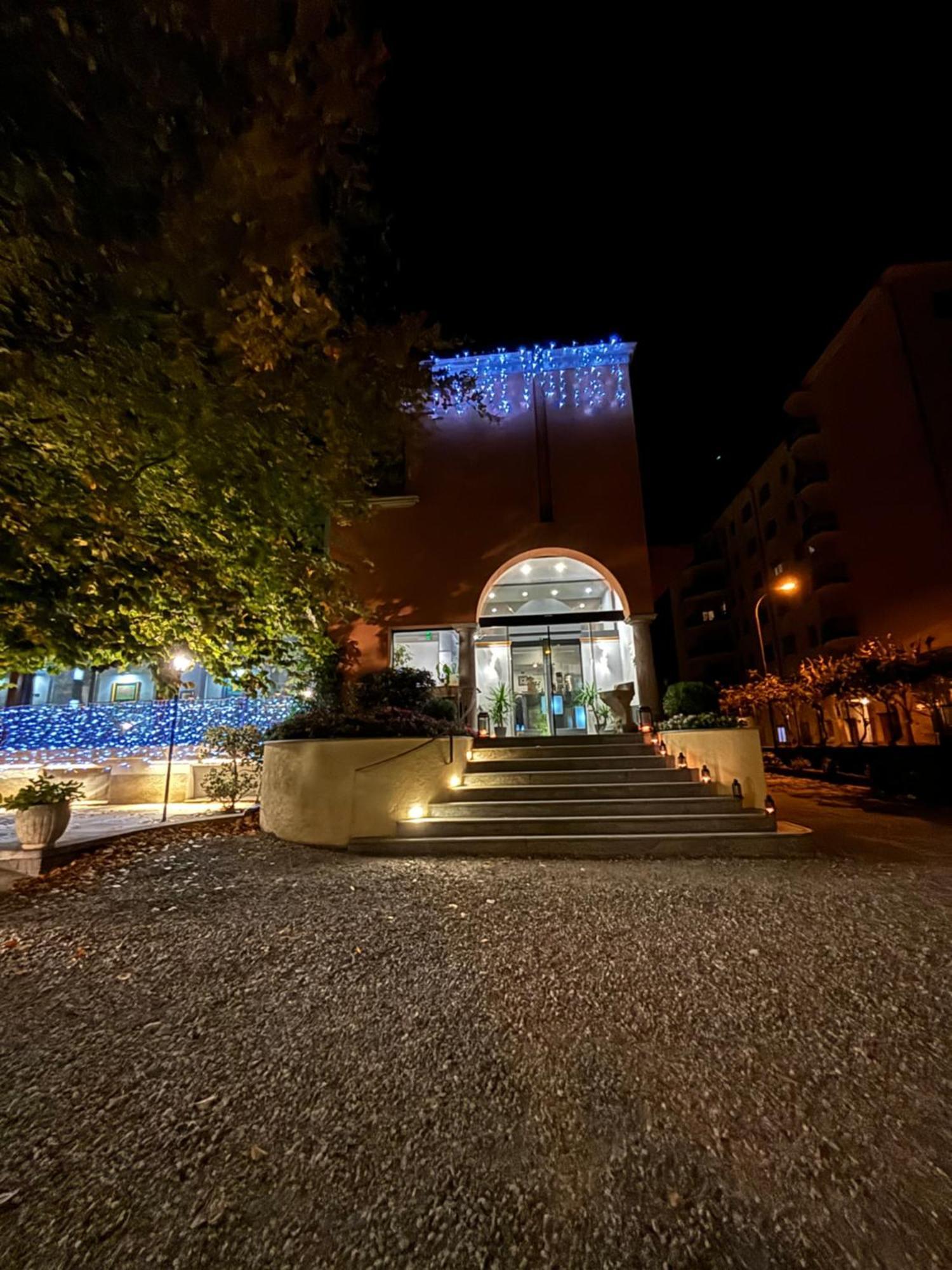 Villa Nasti Hotel Ristorante Canzo Esterno foto