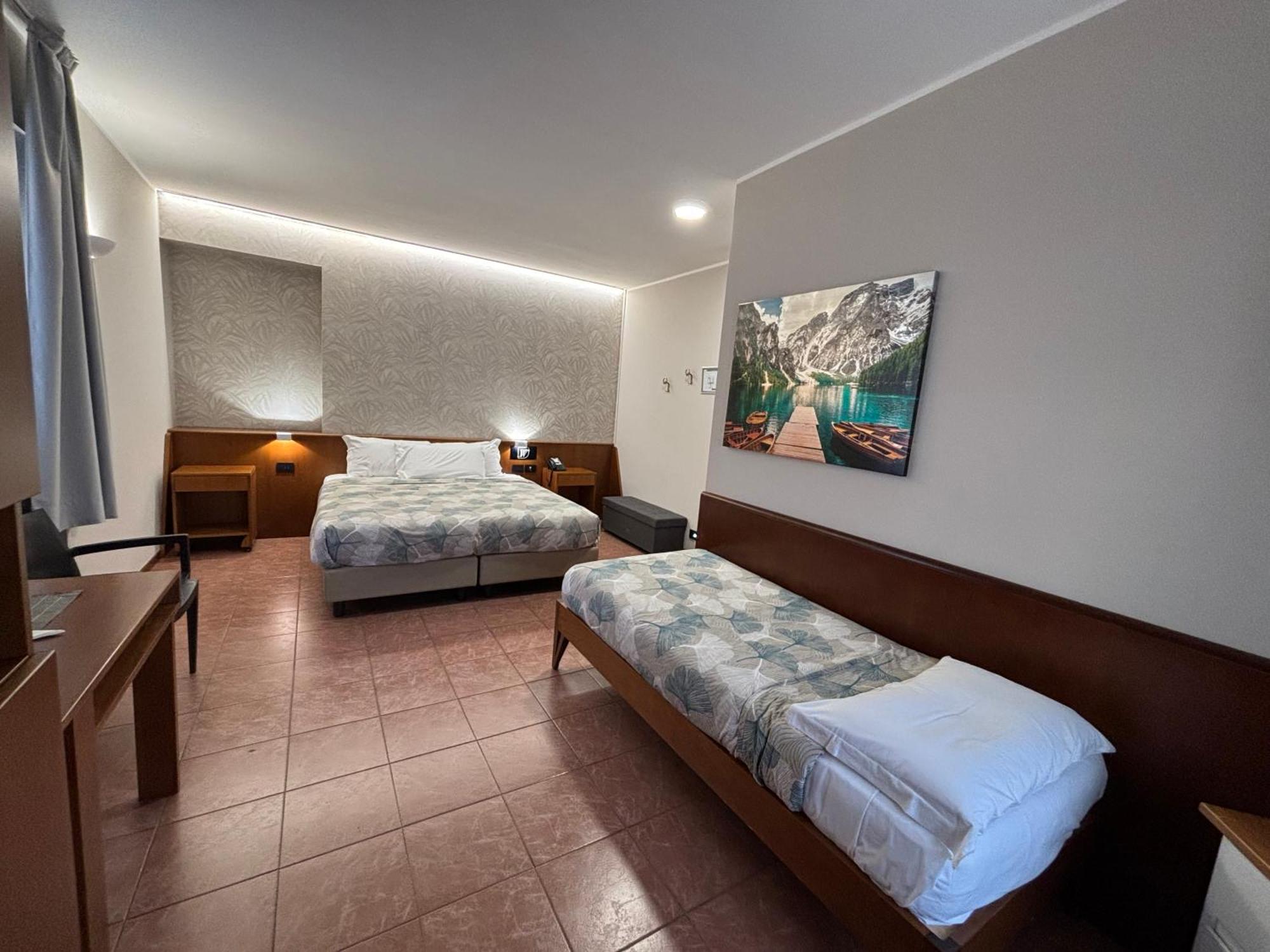 Villa Nasti Hotel Ristorante Canzo Esterno foto